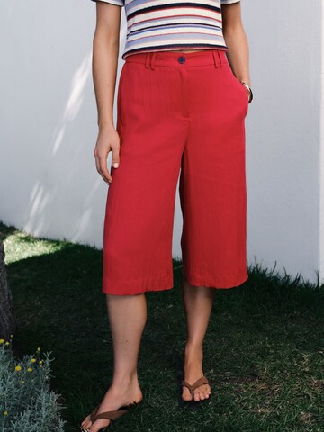 Loosefit Pantaloni di Next in rosso: frontale