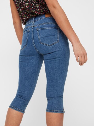 Slimfit Jeans 'Hot Seven' di VERO MODA in blu