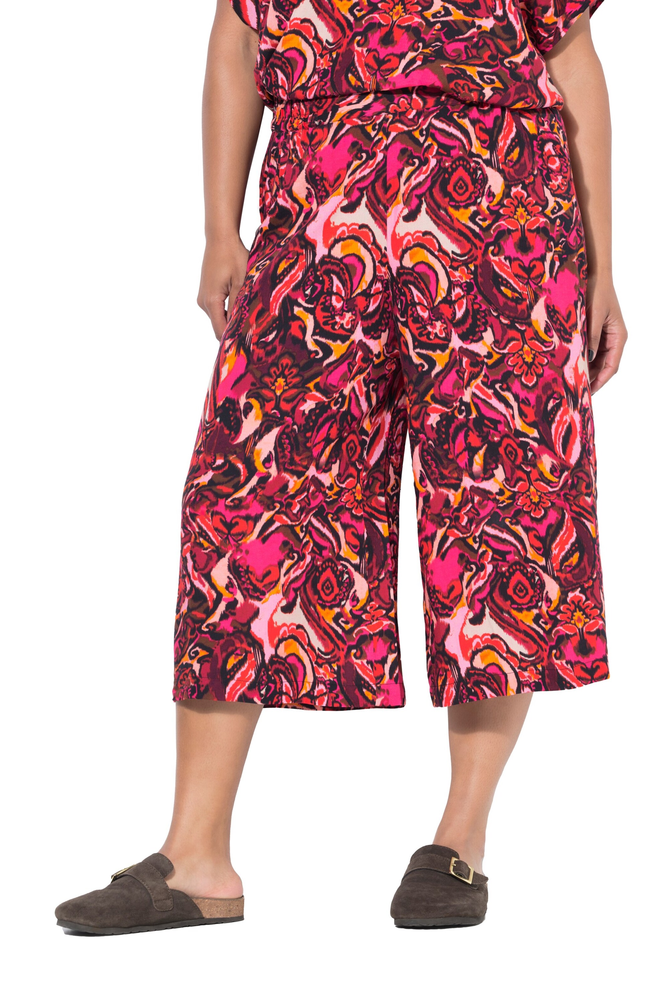 Studio Untold Loosefit Hose in Pink: Vorderseite