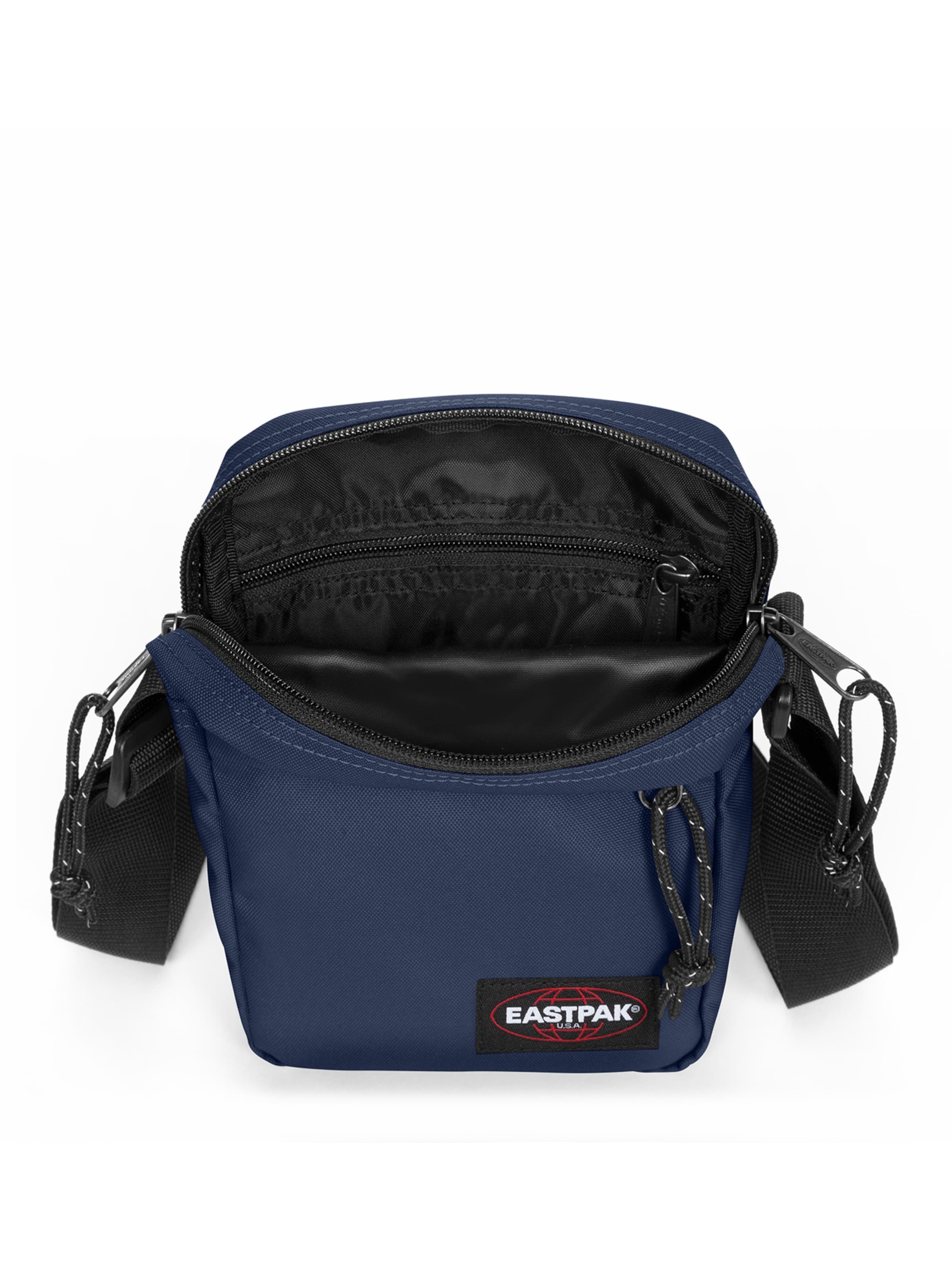 Sac à bandoulière 'The One' EASTPAK en bleu