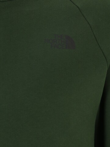 THE NORTH FACE Sweatshirt 'REDBOX' in Grün