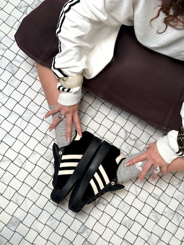 ADIDAS ORIGINALS Свитшот 'TERRY TOWEL V NECK LONG SLEEVES Polo' в Белый