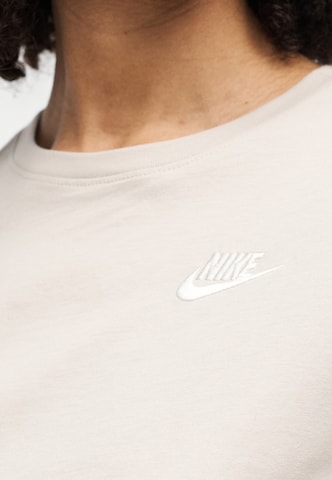 T-shirt 'CLUB ESSENTIAl' Nike Sportswear en beige