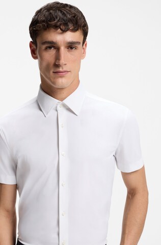 BOSS Regular Fit Businesshemd in Weiß