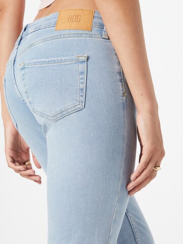 BDG Urban Outfitters Flared Jeans in Blau