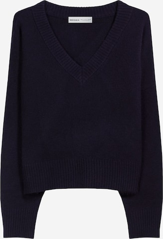 BershkaPulover - plava boja: prednji dio