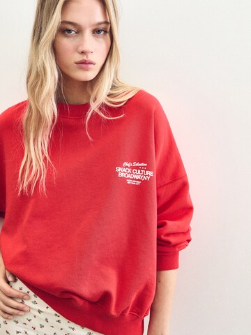 Pull&Bear Sweatshirt in Rot