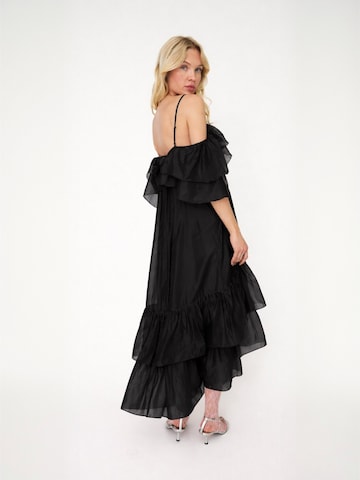 Crās Dress ' Livelycras ' in Schwarz