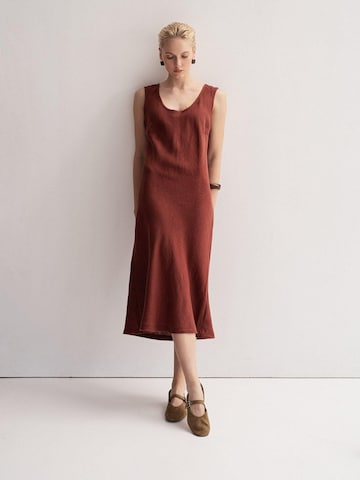 Robe d’été 'Ines' AmourLinen en rouge