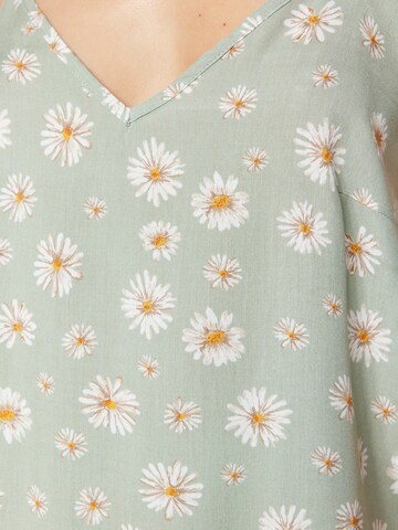 Trendyol Шорти в зелено