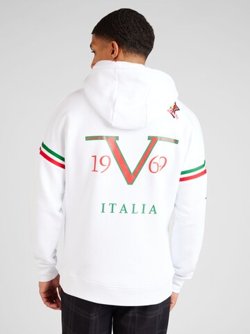 19V69 ITALIA Sweatshirt 'NBA' in Weiß