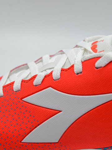 Diadora - Zapatillas de fútbol en rojo