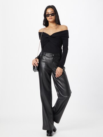 NU-IN Body in Schwarz