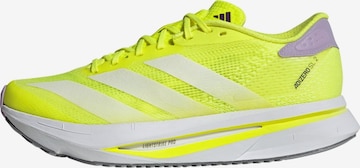 Chaussure de course 'Adizero SL2' ADIDAS PERFORMANCE en jaune : devant