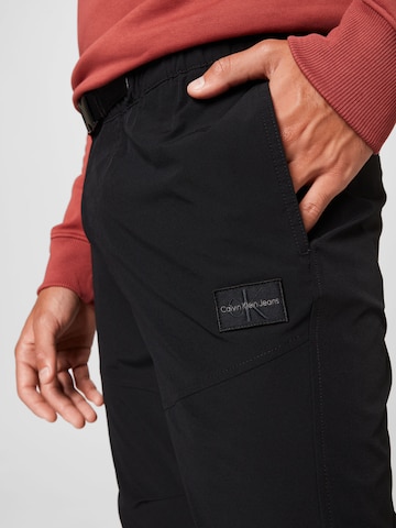 Calvin Klein Jeans - regular Pantalón en negro