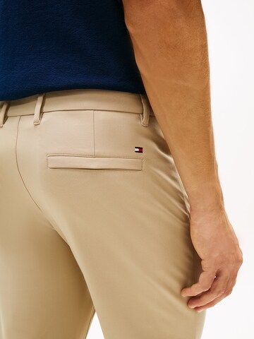 Regular Pantalon chino 'Denton' TOMMY HILFIGER en beige