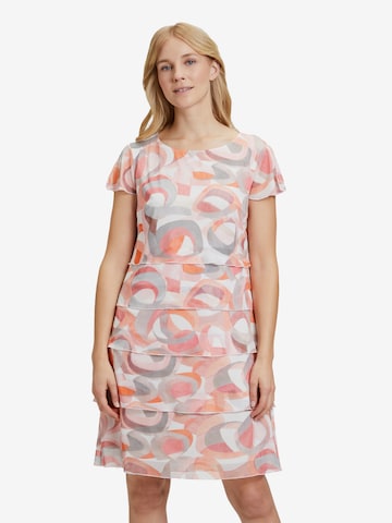 Betty Barclay Cocktail Dress in Pink: front