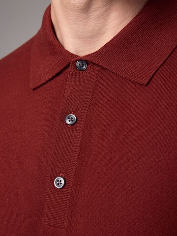 Next Shirt in Rot
