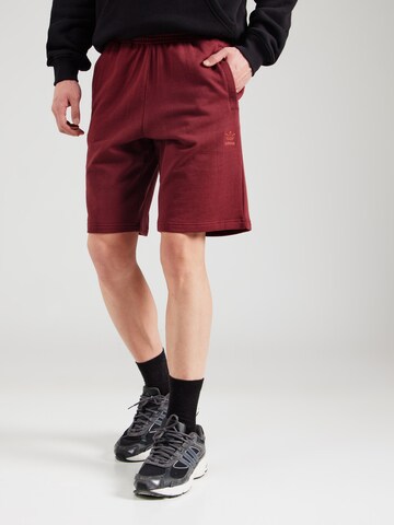 regular Pantaloni 'Essentials' di ADIDAS ORIGINALS in rosso: frontale