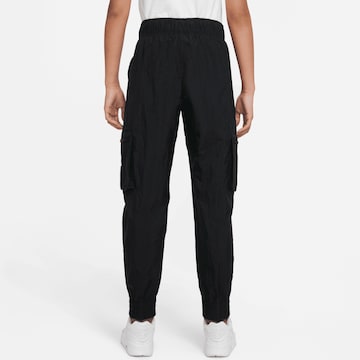 Nike Sportswear Loose fit Pants in Black