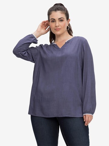 SHEEGO Tunic in Blue: front