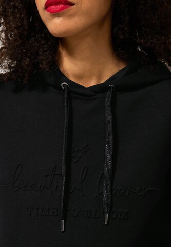 STREET ONE Sweatshirt in Schwarz