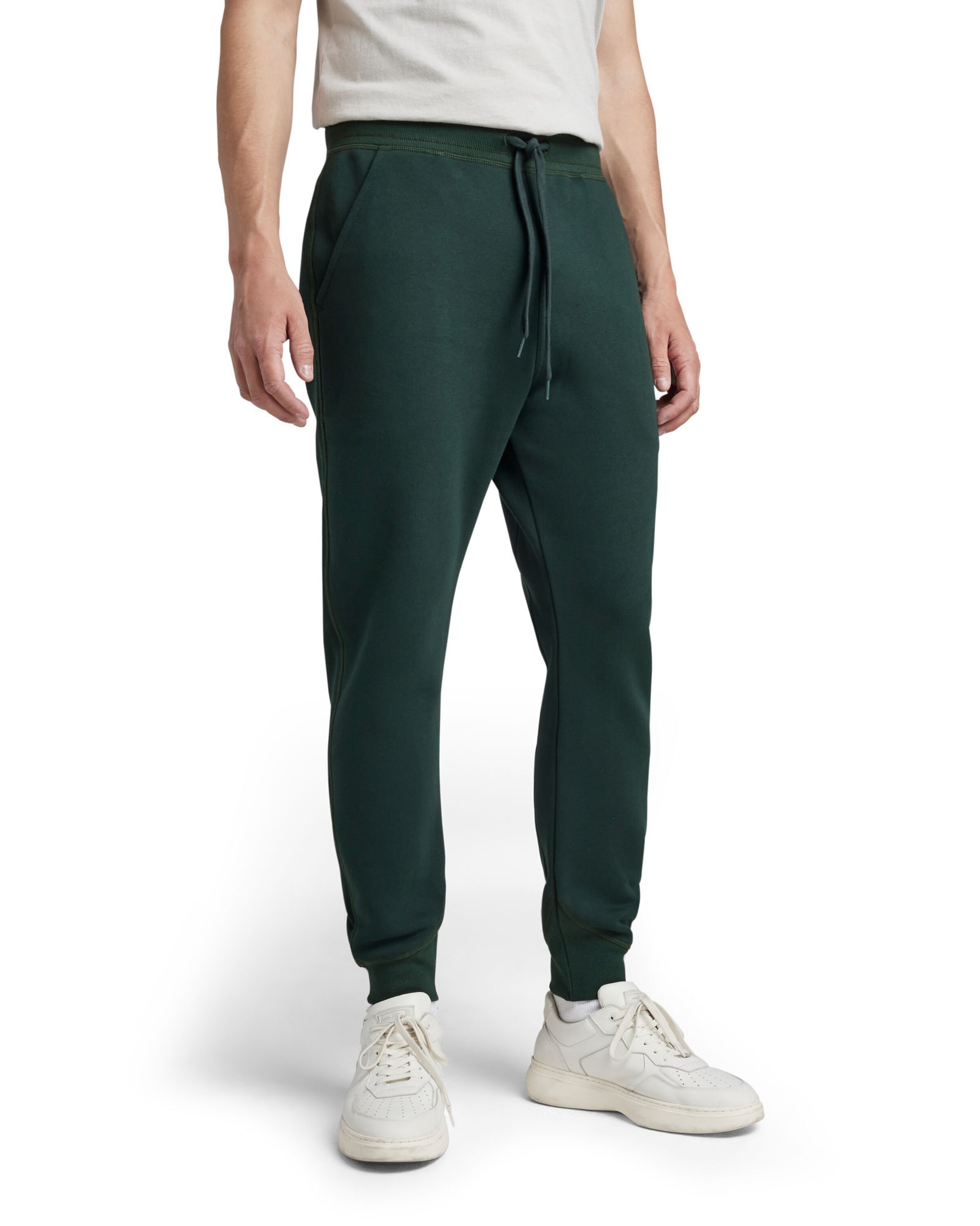 G-STAR Tapered Trousers 'Type C' in Green: front