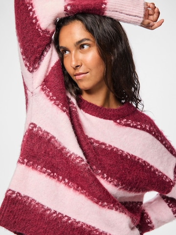 PIECES Sweater 'PCMilla' in Red