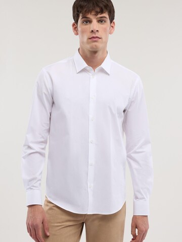 Trussardi Regular fit Button Up Shirt in White: front