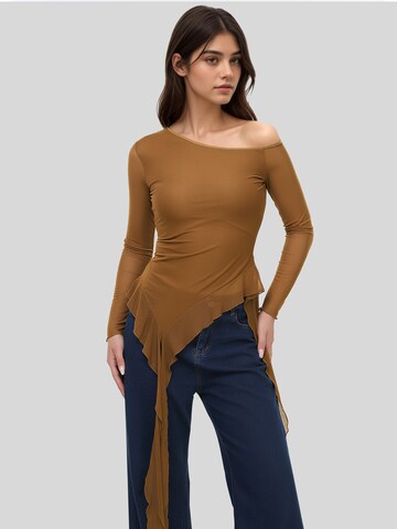 Haut LapaPlus en marron : devant