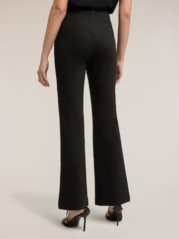 évasé Pantalon MOTIVI en noir
