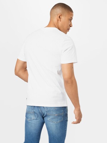 Degree Shirt 'Classic' in Weiß