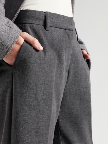 Regular Pantalon à plis 'Hada Henrike' MSCH COPENHAGEN en gris
