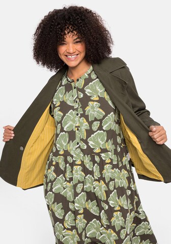 SHEEGO Between-Season Jacket in Green