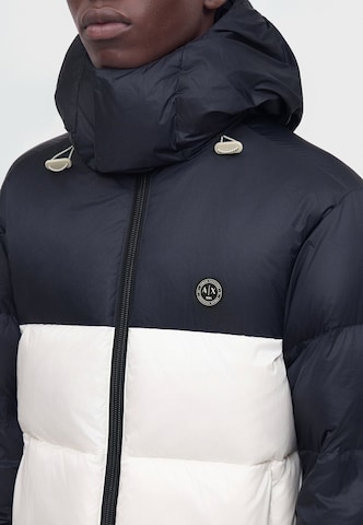 ARMANI EXCHANGE Winter jacket in White