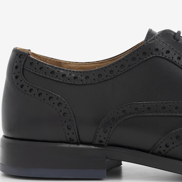 DenBroeck Lace-Up Shoes 'State St. ' in Black