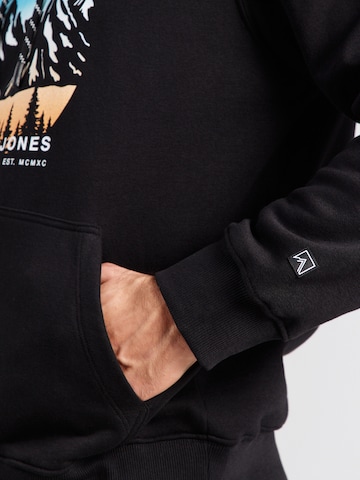 Sweat-shirt 'JJEXPLORER' JACK & JONES en noir