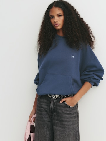 Pull&Bear Sweatshirt in Blue