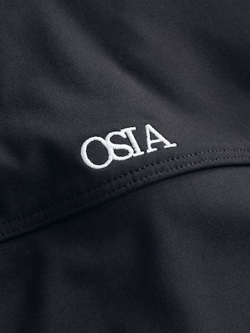 Osia - Top en negro