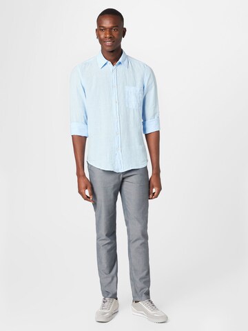 Coupe regular Chemise 'Relegant' BOSS en bleu