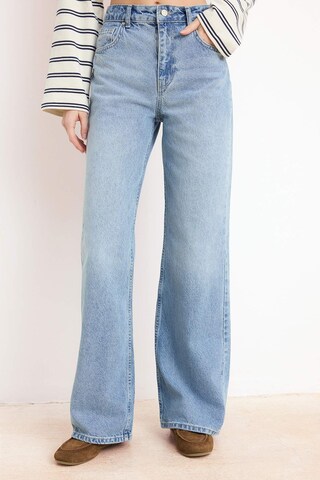 Regular Jean Trendyol en bleu : devant