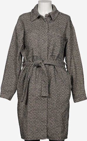 VILA Mantel M in Grau: Vorderseite