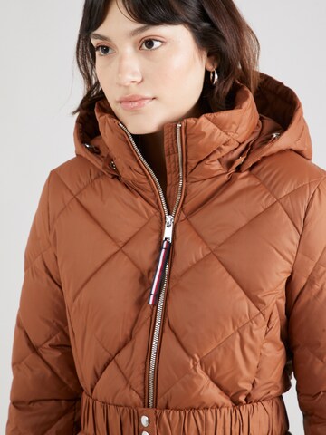 TOMMY HILFIGER Jacke in Braun