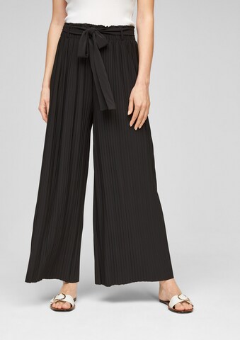 s.Oliver BLACK LABEL Wide Leg Hose in Schwarz: predná strana