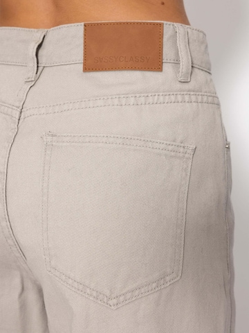 SASSYCLASSY Loosefit Jeans‌‌‌‌ in Grau