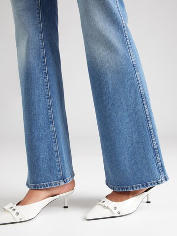 WRANGLER Flared Jeans 'MONTANA CONSTELLATION' in Blauw