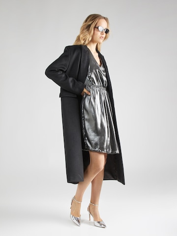 Robe MEXX en gris