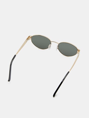 Pull&Bear Sluneční brýle – zelená