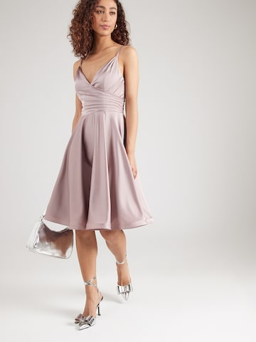 mascara Коктейльное платье в Лиловый