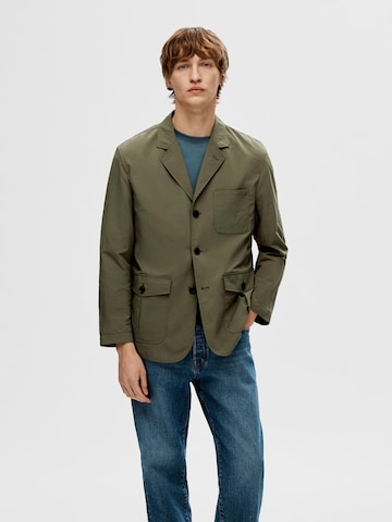 SELECTED HOMMERegular Fit Prijelazna jakna 'HALLS' - zelena boja: prednji dio